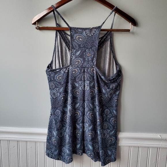 Crocheted Flowy Spaghetti Strap Racer Back Paisley Flower Print Top - Picture 9 of 12